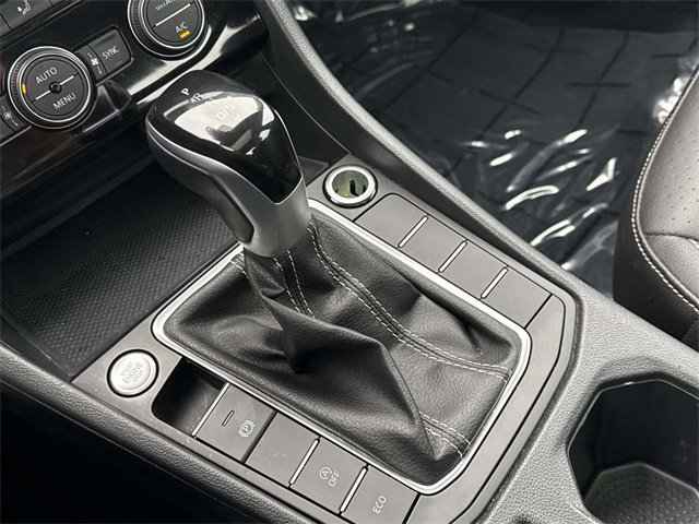 Used 2024 Volkswagen Jetta SE image 18