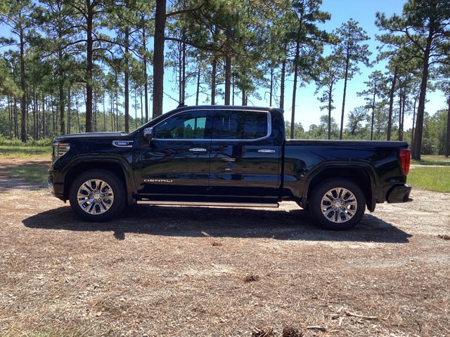 New 2026 GMC Sierra 1500 Denali w/ Technology Package image 9