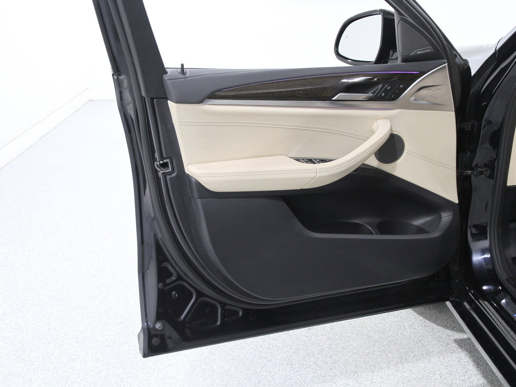 Used 2019 BMW X4 M40i image 4