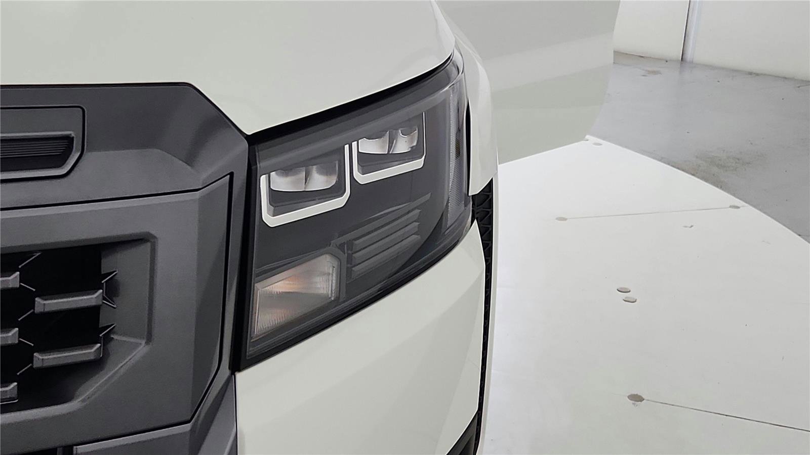 New 2026 Nissan Frontier SV w/ All-Weather Content Package image 34