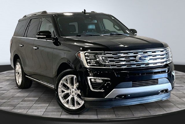 Used 2018 Ford Expedition Limited w/ Equipment Group 302A AWD/4WD image 1