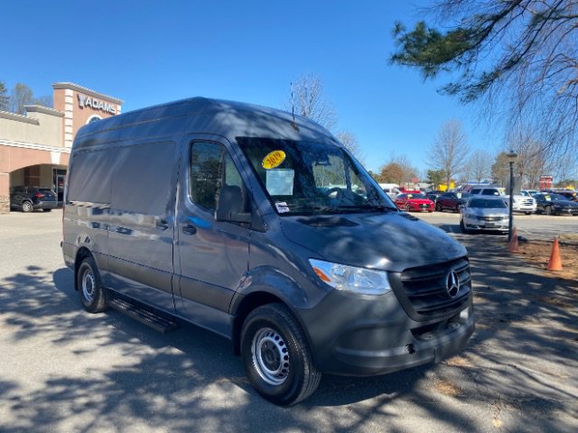 Used 2019 Mercedes-Benz Sprinter 144 image 8
