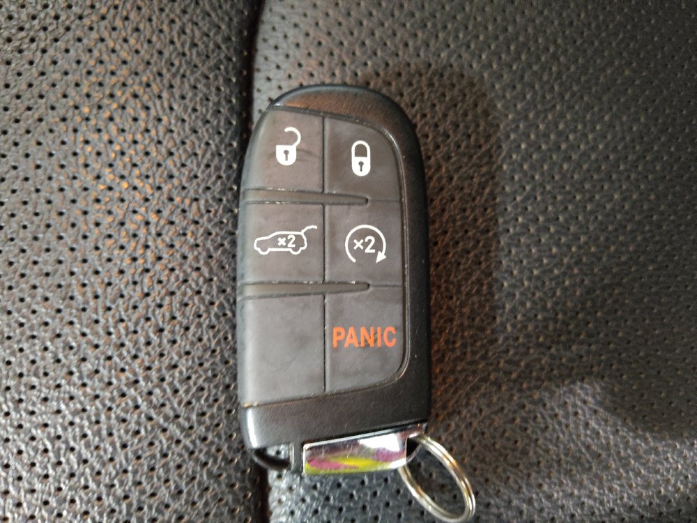 Used 2023 Jeep Compass Limited w/ Elite Group AWD/4WD image 32