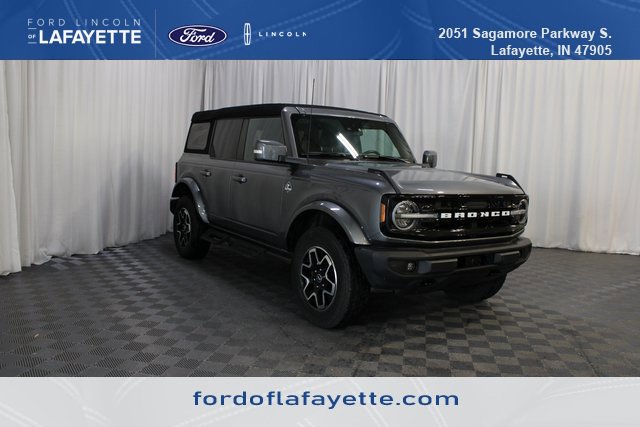 Used 2023 Ford Bronco Outer Banks image 1