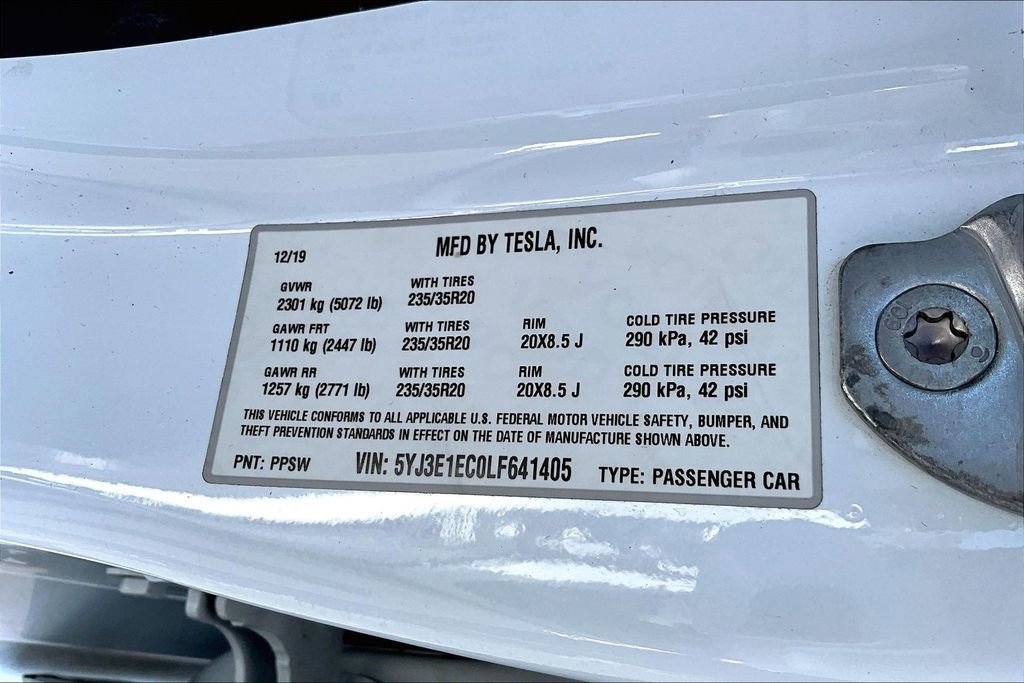 Used 2020 Tesla Model 3 Performance image 19