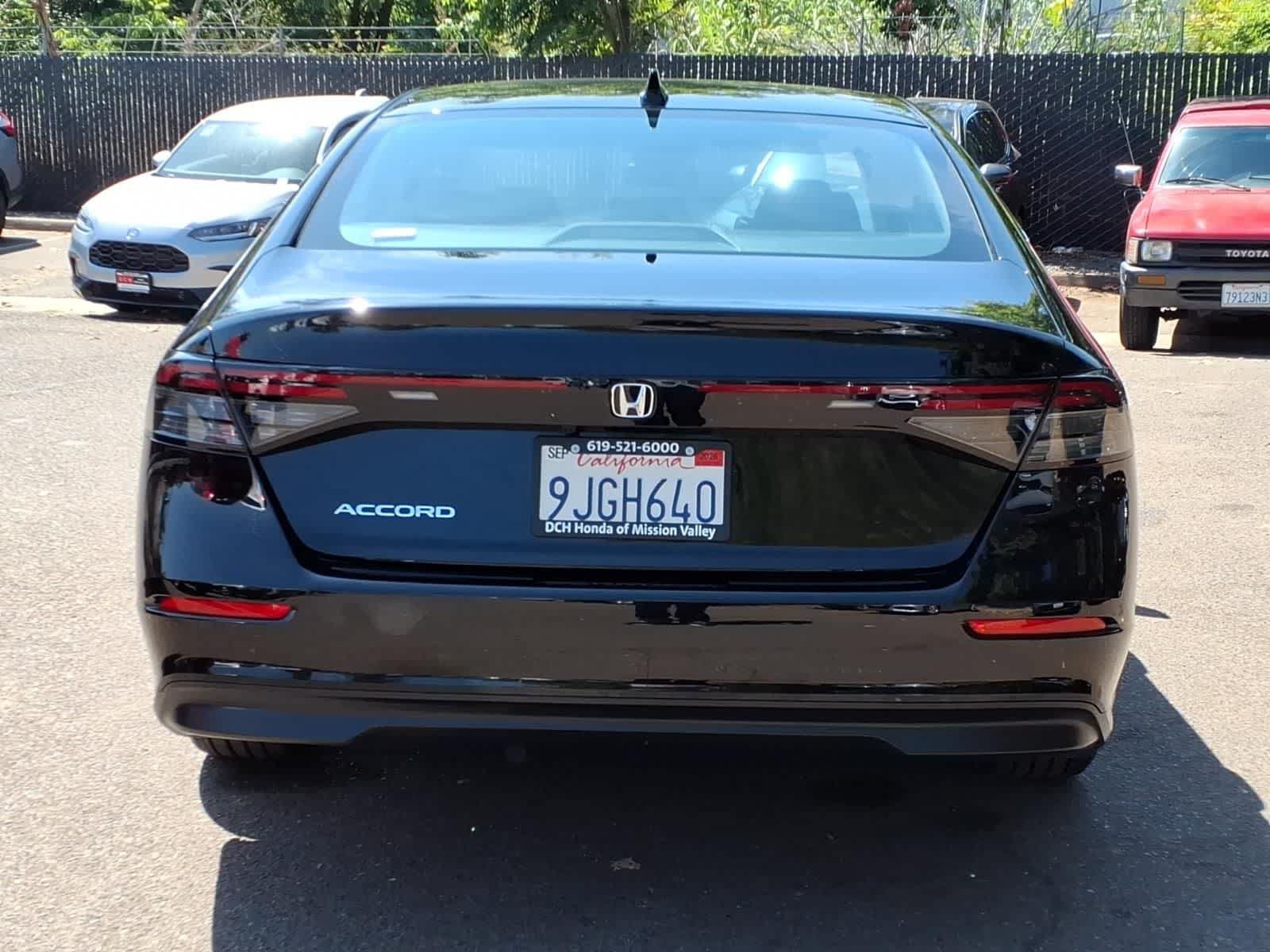 Used 2023 Honda Accord EX image 5