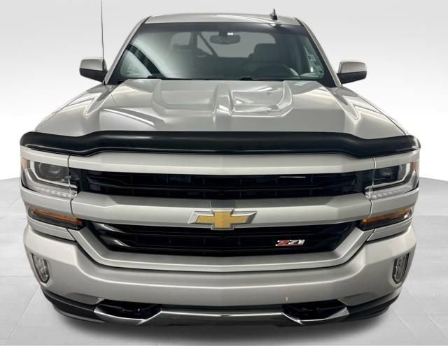 Used 2018 Chevrolet Silverado 1500 LT w/ All Star Edition image 3