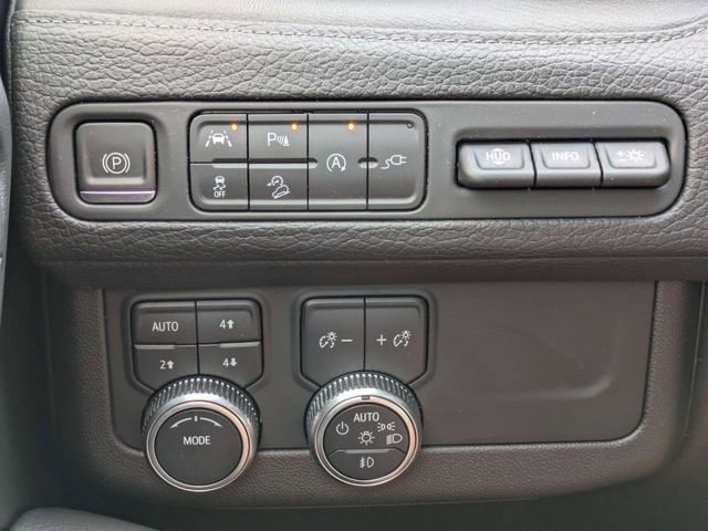 Used 2021 GMC Yukon Denali AWD/4WD image 30
