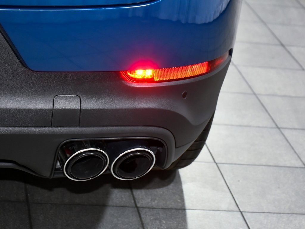 Used 2024 Porsche Cayenne S image 99