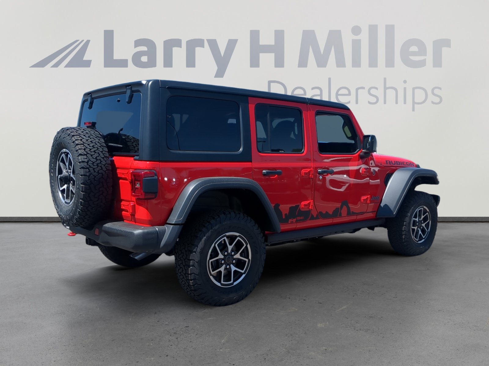 New 2025 Jeep Wrangler Unlimited Rubicon w/ Steel Bumper Group AWD/4WD image 5