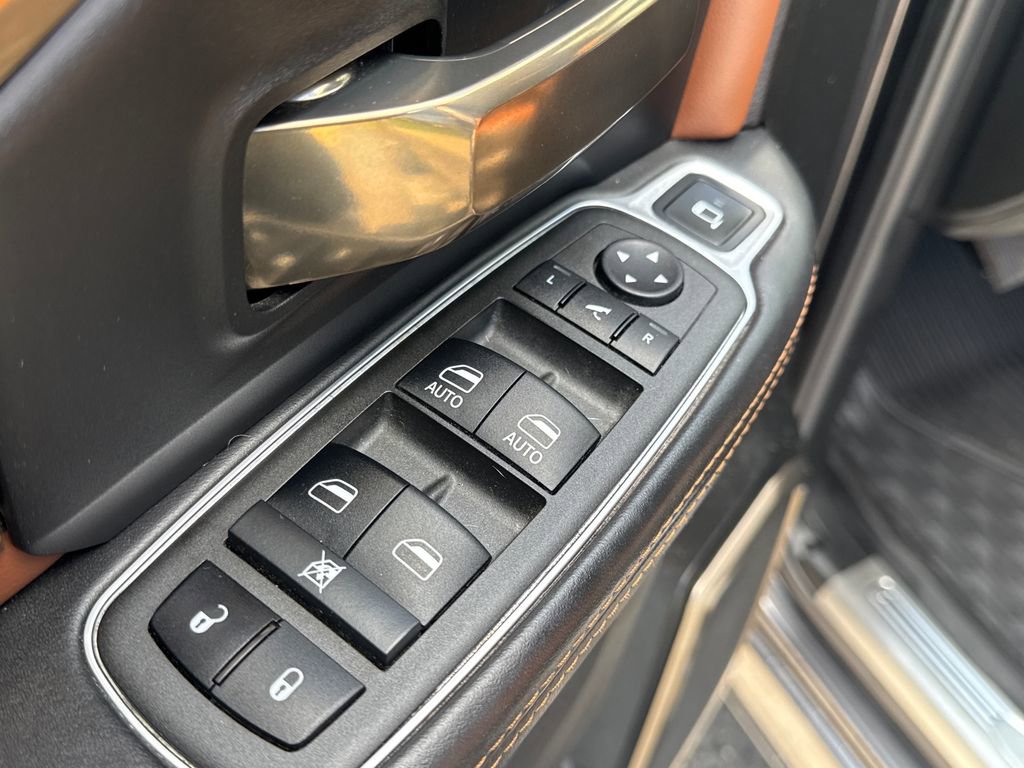 Used 2022 RAM 2500 Limited AWD/4WD image 27