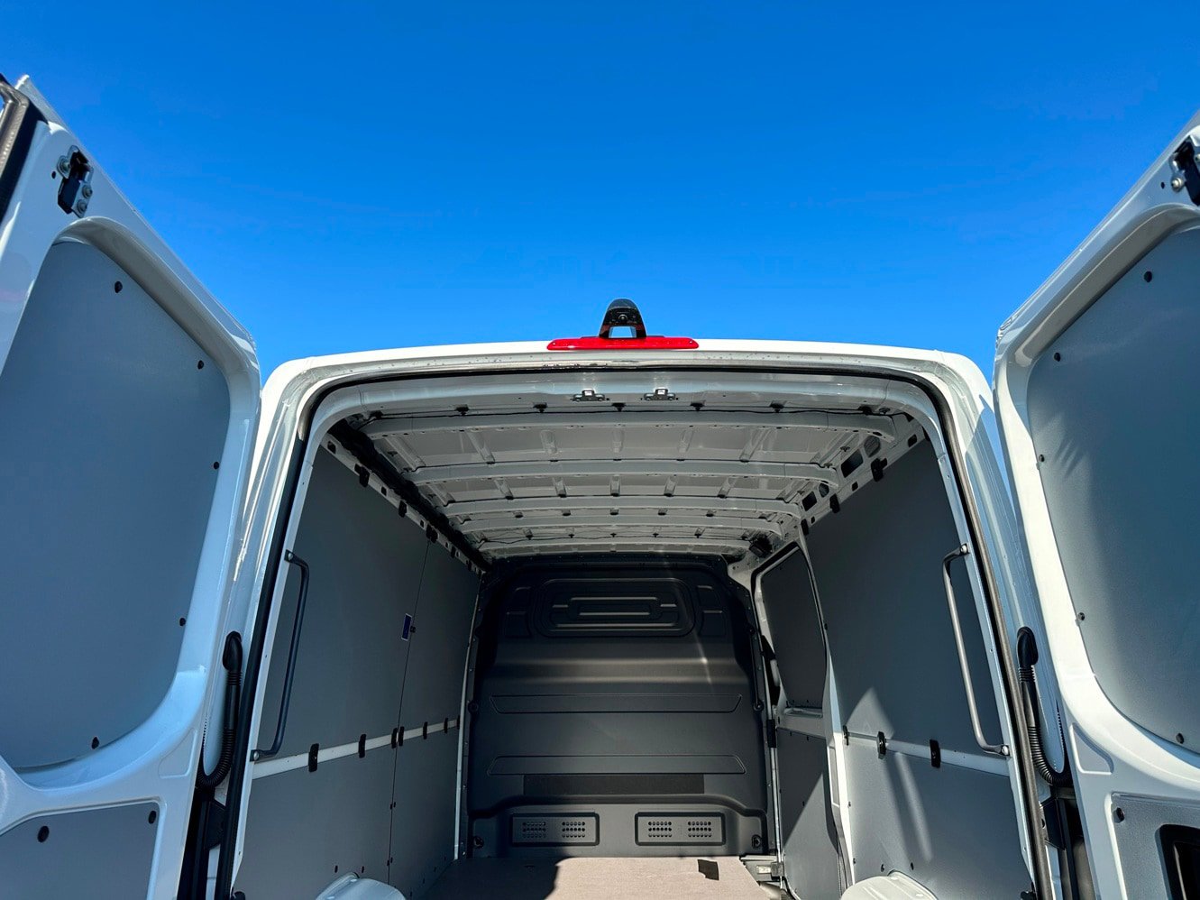 New 2026 Mercedes-Benz Sprinter 2500 image 23