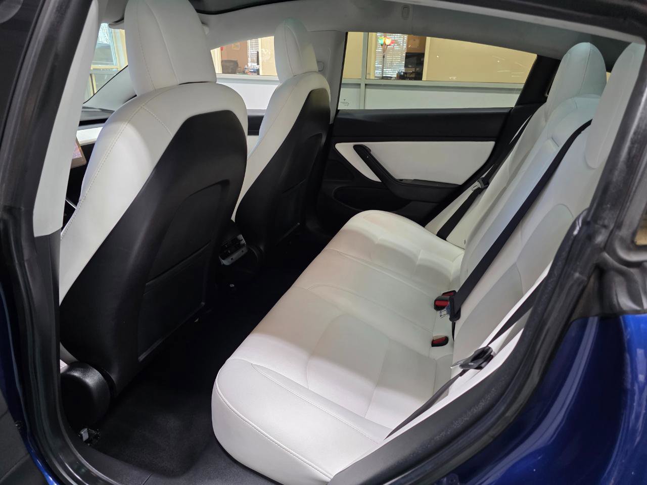 Used 2019 Tesla Model 3 Standard Range Plus image 19