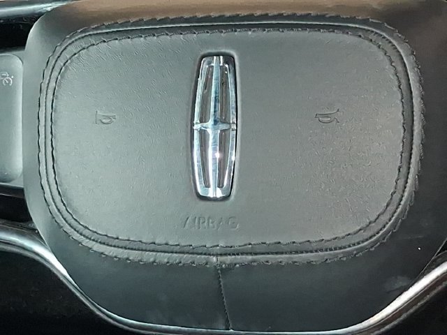 Used 2025 Lincoln Navigator Reserve AWD/4WD image 13