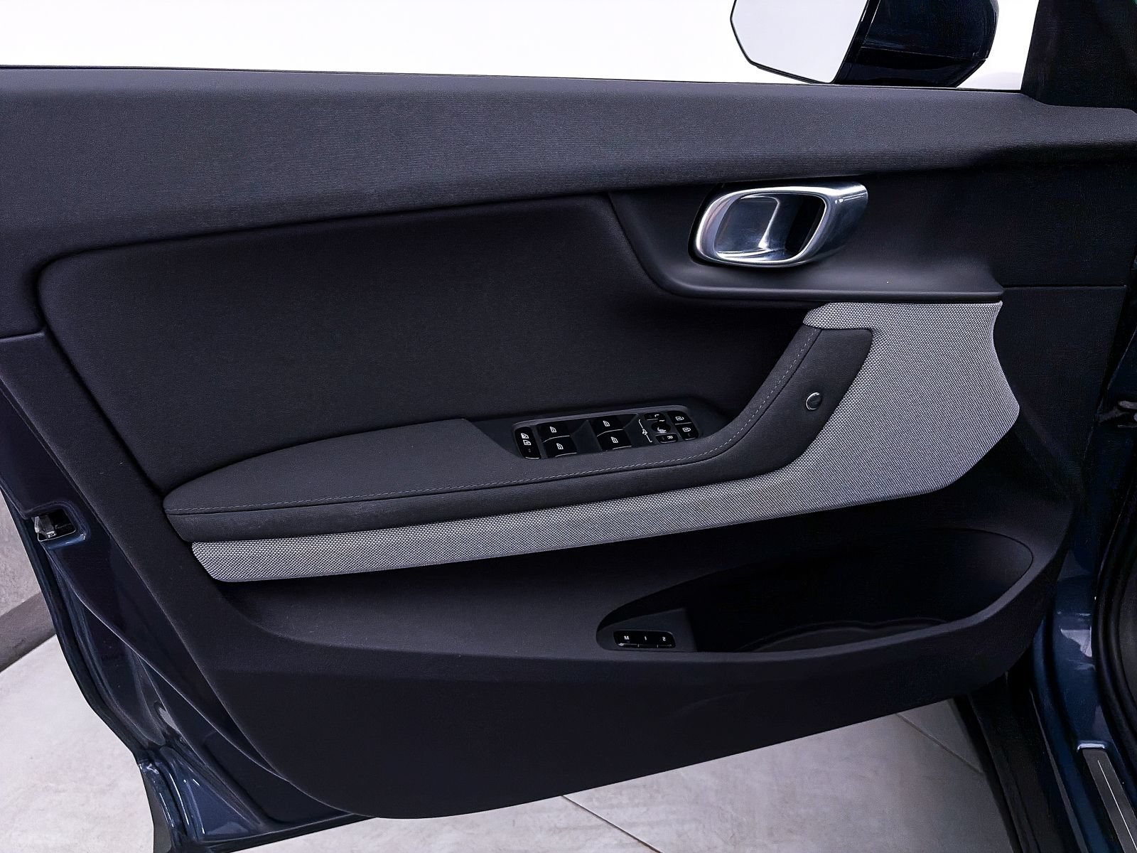 Used 2023 Polestar Polestar 2 AWD/4WD image 16