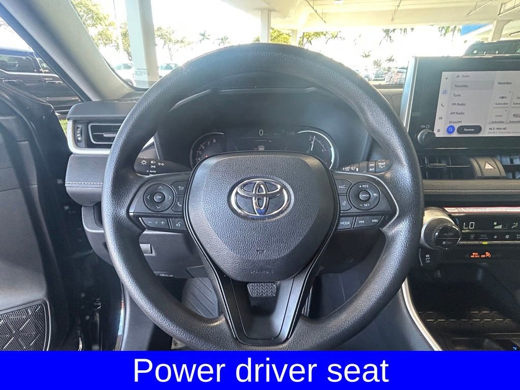Used 2025 Toyota RAV4 XLE image 13