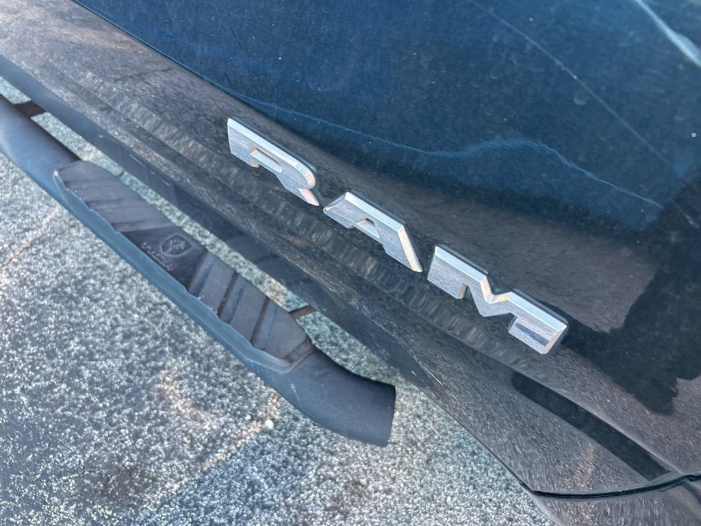 Used 2020 RAM 1500 Big Horn RWD image 7