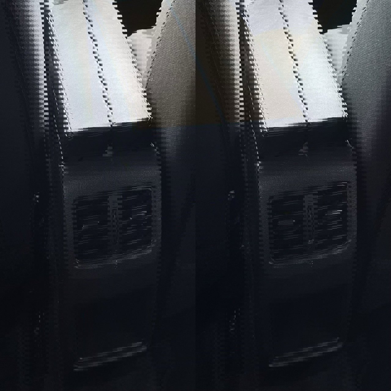 Used 2024 Nissan Rogue S image 23