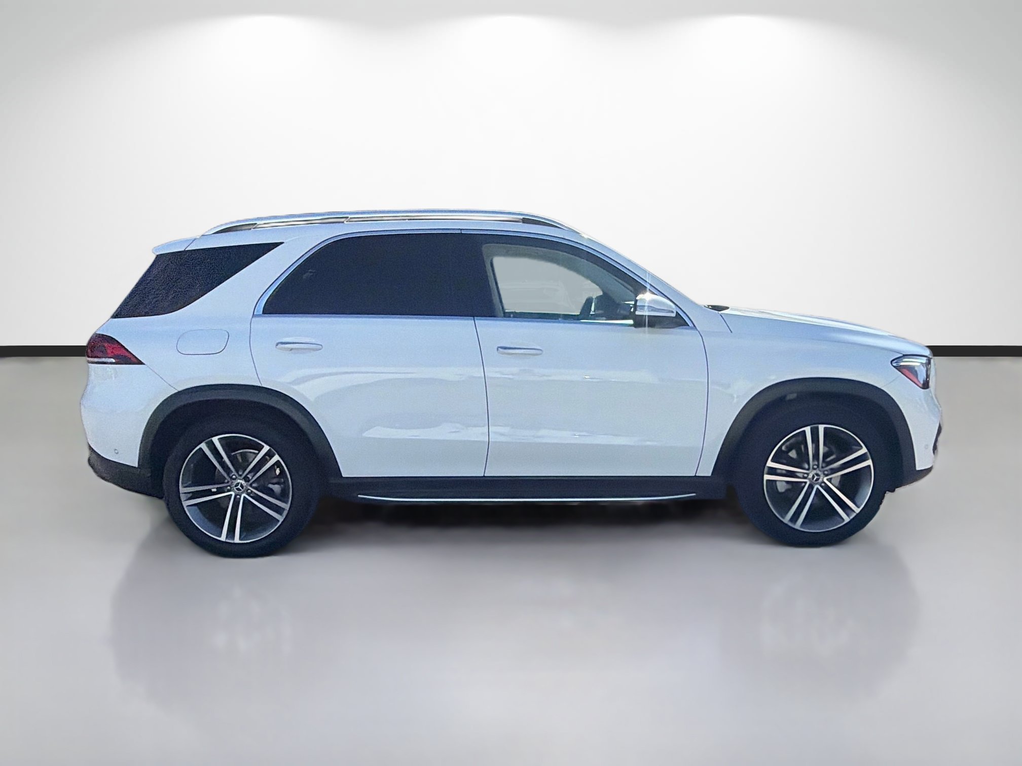 Used 2022 Mercedes-Benz GLE 350 image 2