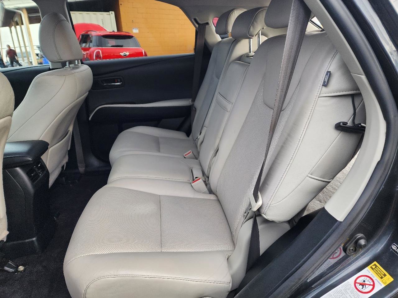 Used 2010 Lexus RX 450h AWD image 22