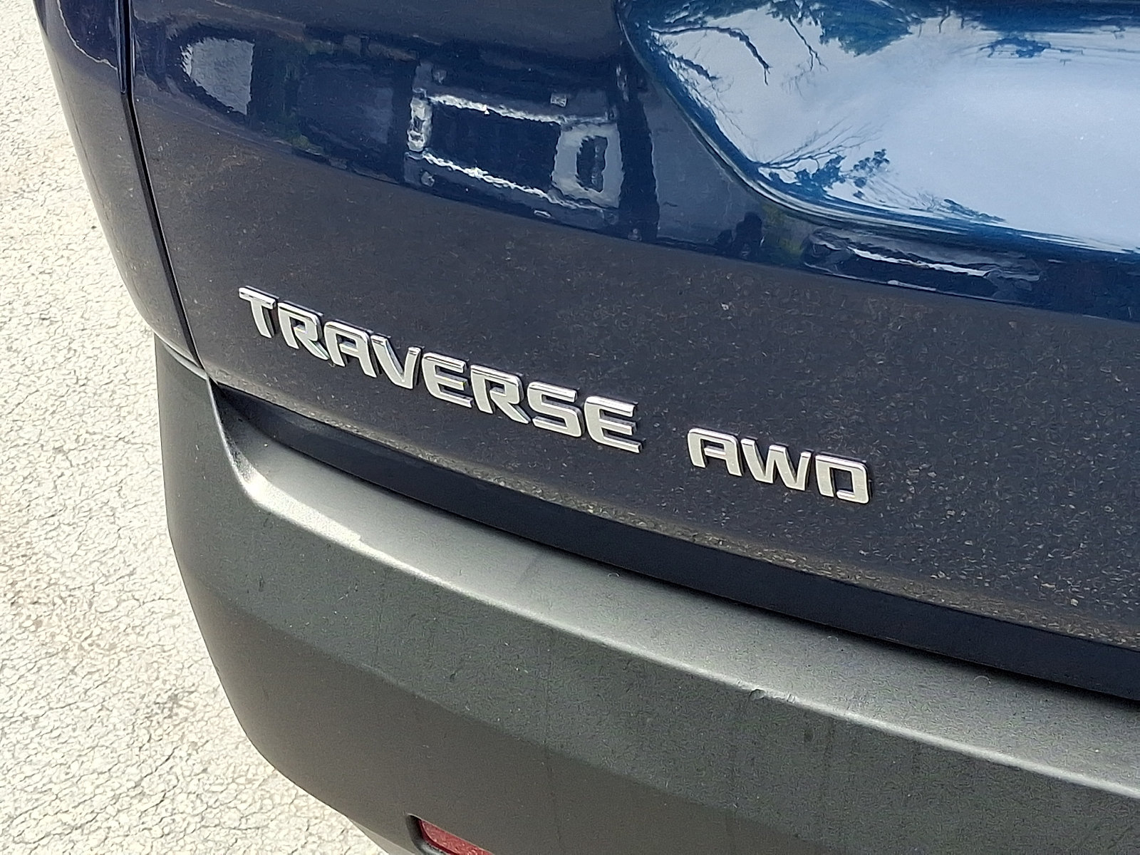 Certified 2023 Chevrolet Traverse LT w/ LPO, Floor Liner Package AWD/4WD image 31