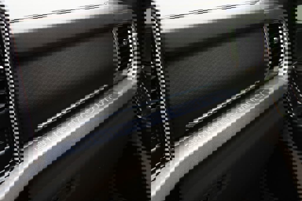 Used 2025 Ford F350 Platinum w/ Platinum Plus Package image 40