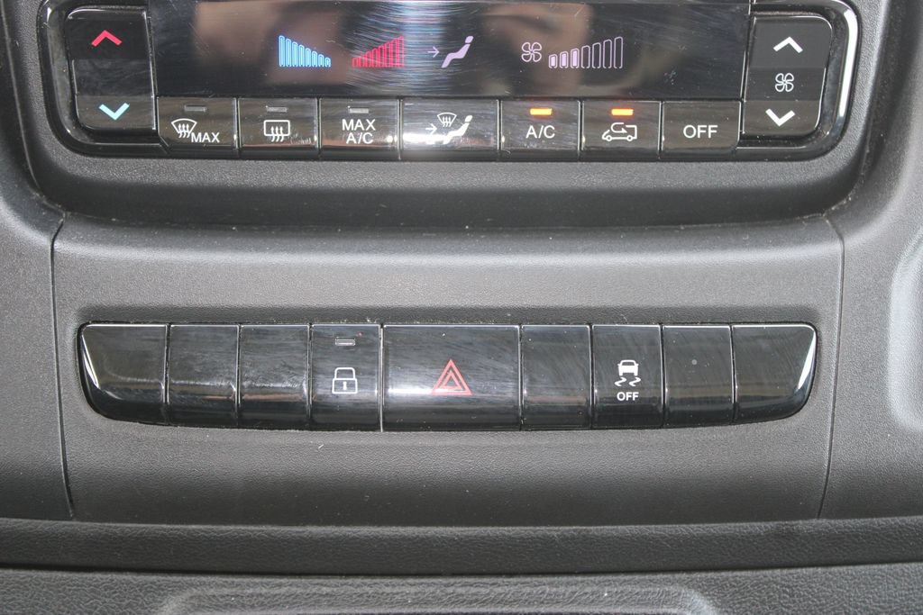 Used 2024 RAM ProMaster 2500 w/ Convenience Group FWD image 38