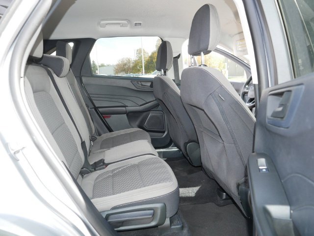 Used 2022 Ford Escape SE FWD image 19