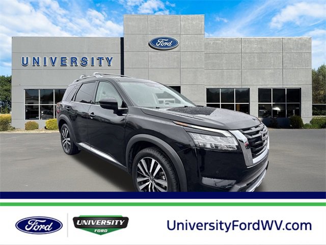 Used 2023 Nissan Pathfinder Platinum w/ Cargo Package image 1