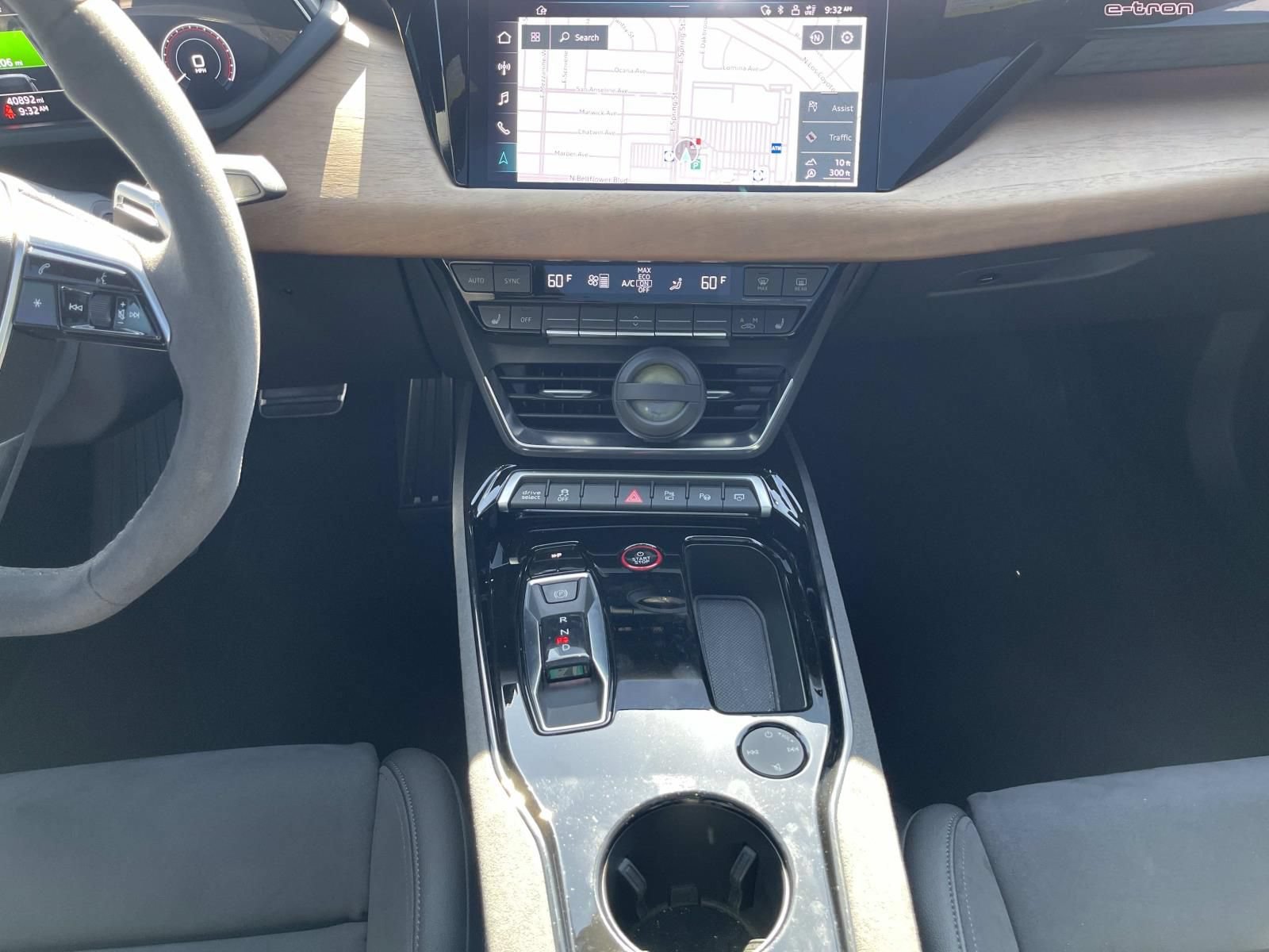 Used 2022 Audi RS e-tron GT AWD/4WD image 11