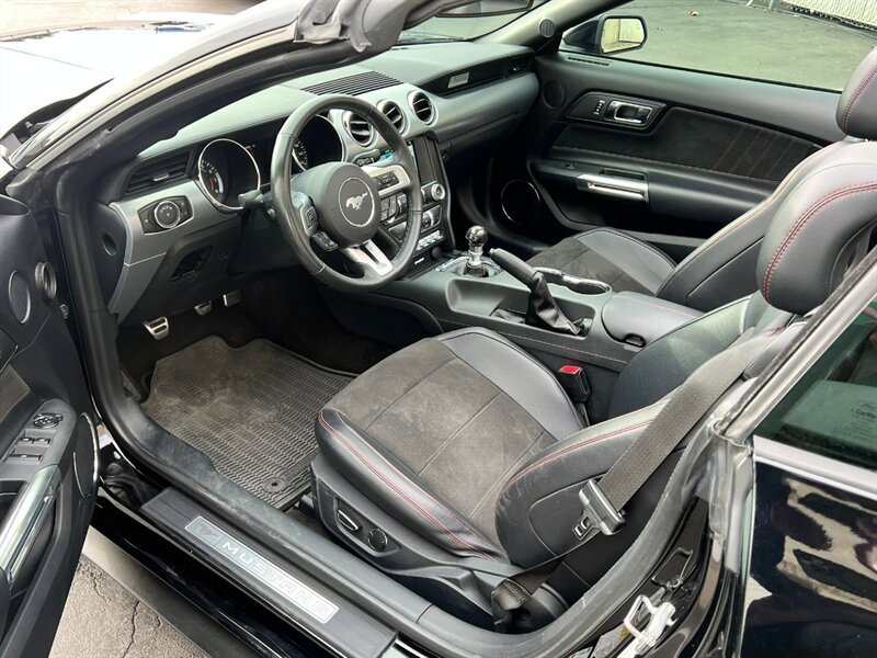Used 2016 Ford Mustang GT Premium w/ Equipment Group 401A RWD image 19
