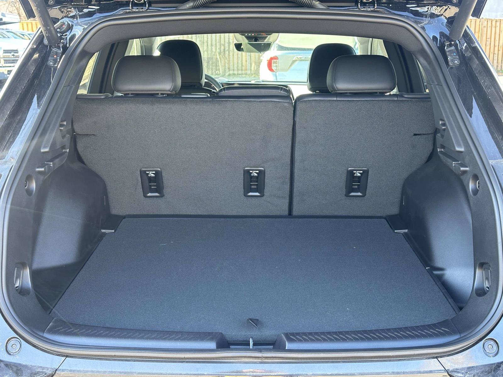 New 2026 Chevrolet Equinox EV LT w/ Convenience Package II FWD image 23