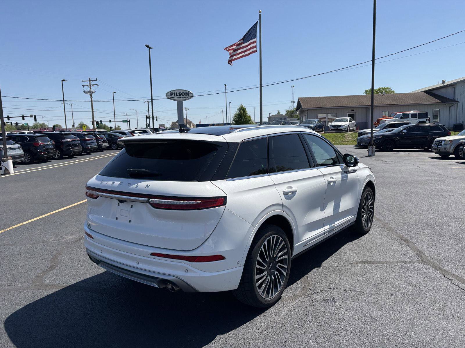 Used 2022 Lincoln Corsair Reserve w/ Equipment Group 201A AWD/4WD image 21