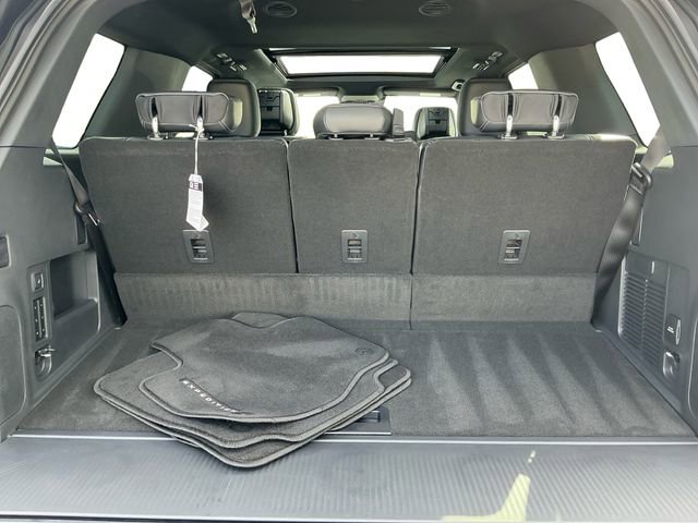 Certified 2026 Ford Expedition Platinum w/ Stealth Appearance Package AWD/4WD image 19