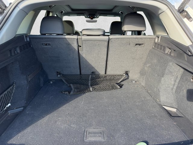 Used 2025 Audi Q5 Premium w/ Convenience Package AWD/4WD image 2