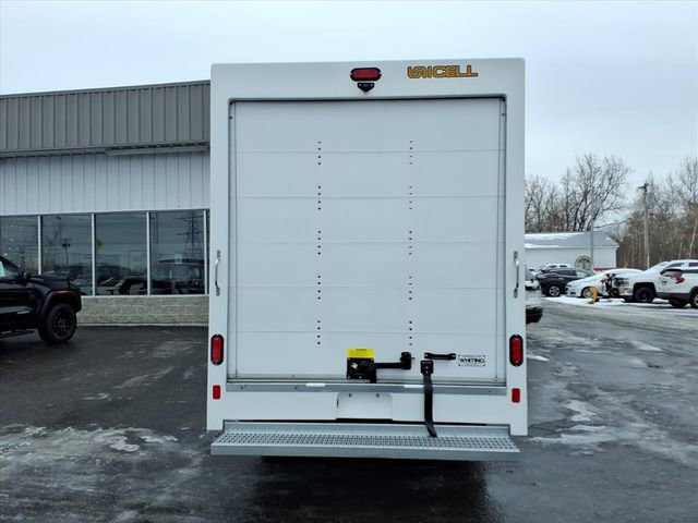 New 2025 GMC Savana 3500 w/ Power Convenience Package image 4