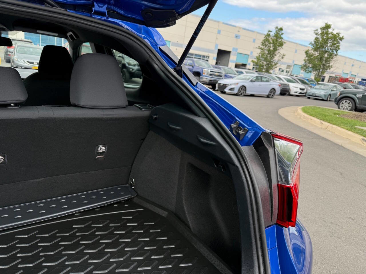 Used 2018 Toyota C-HR XLE image 22