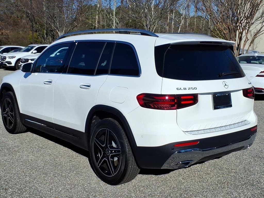 New 2026 Mercedes-Benz GLB 250 4MATIC image 4