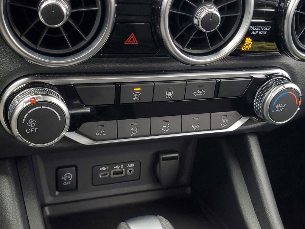 Used 2025 Nissan Sentra SV image 24