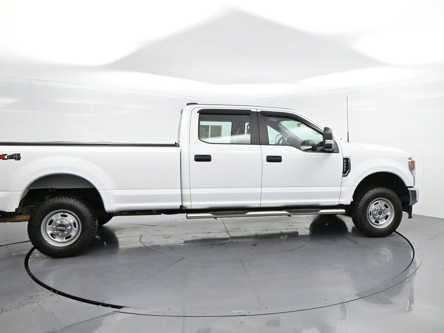 Used 2022 Ford F250 XL w/ Power Equipment Group AWD/4WD image 8