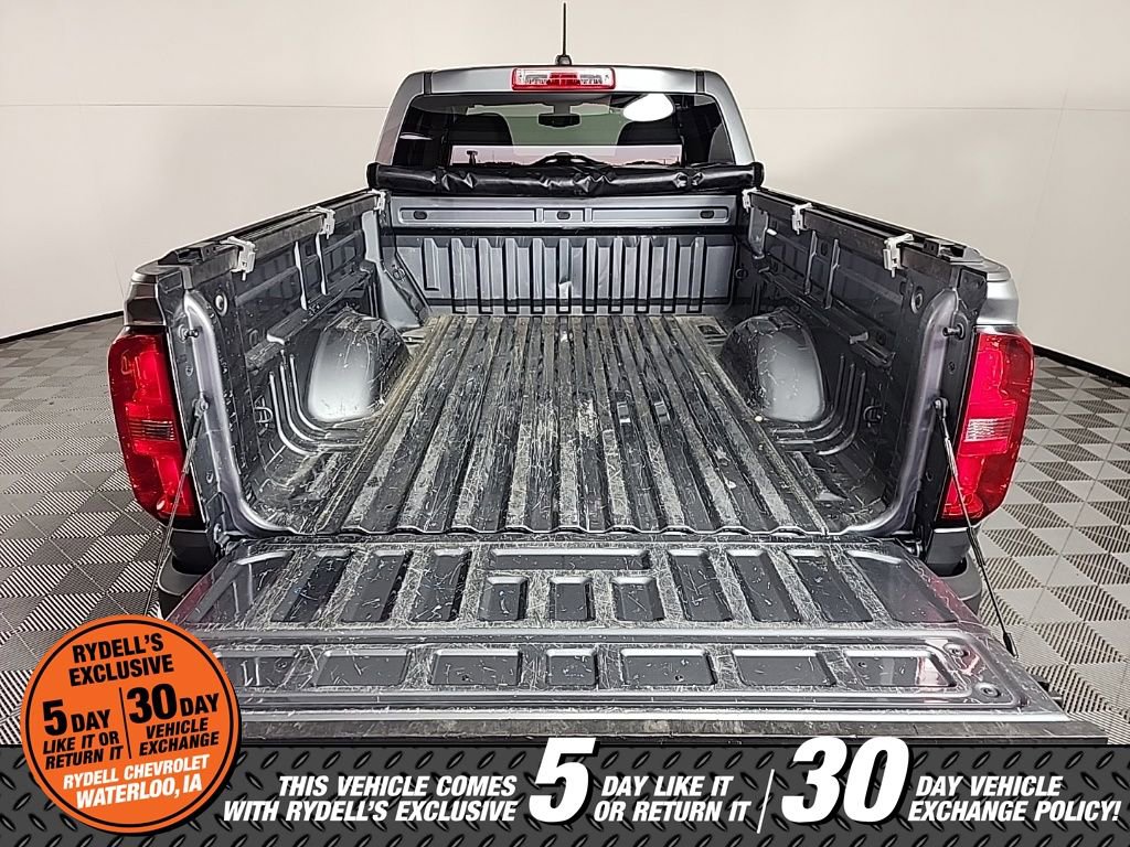 Certified 2022 Chevrolet Colorado W/T w/ Custom Special Edition image 13