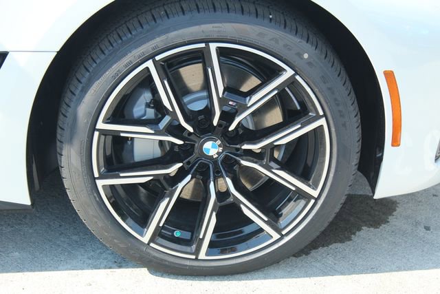 New 2026 BMW i4 xDrive40i w/ M Sport Package image 12
