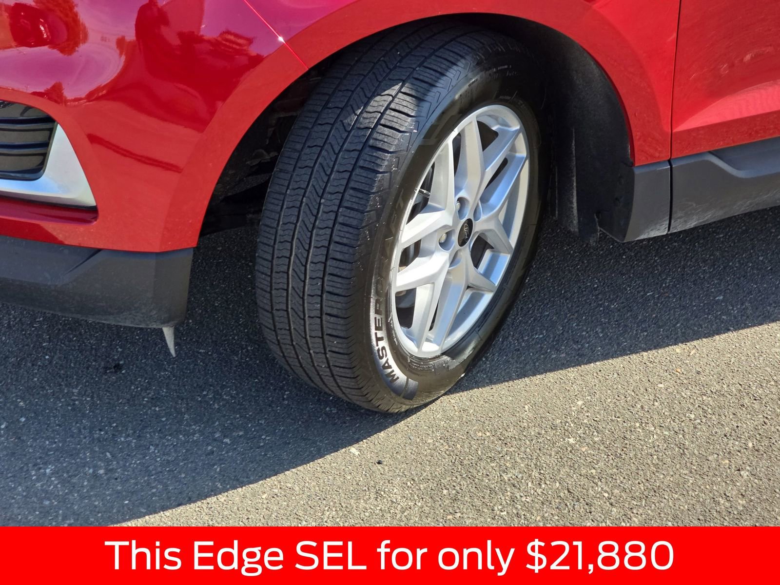 Used 2024 Ford Edge SEL image 38