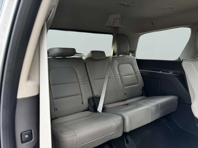 Used 2023 Lincoln Navigator Reserve image 47
