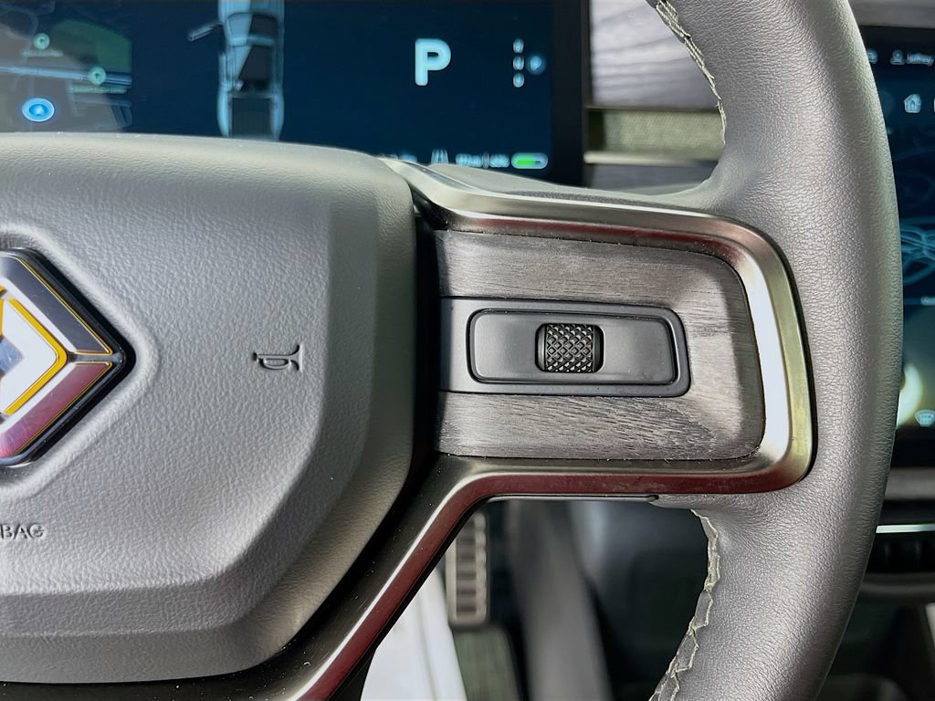 Used 2024 Rivian R1T Adventure AWD/4WD image 15