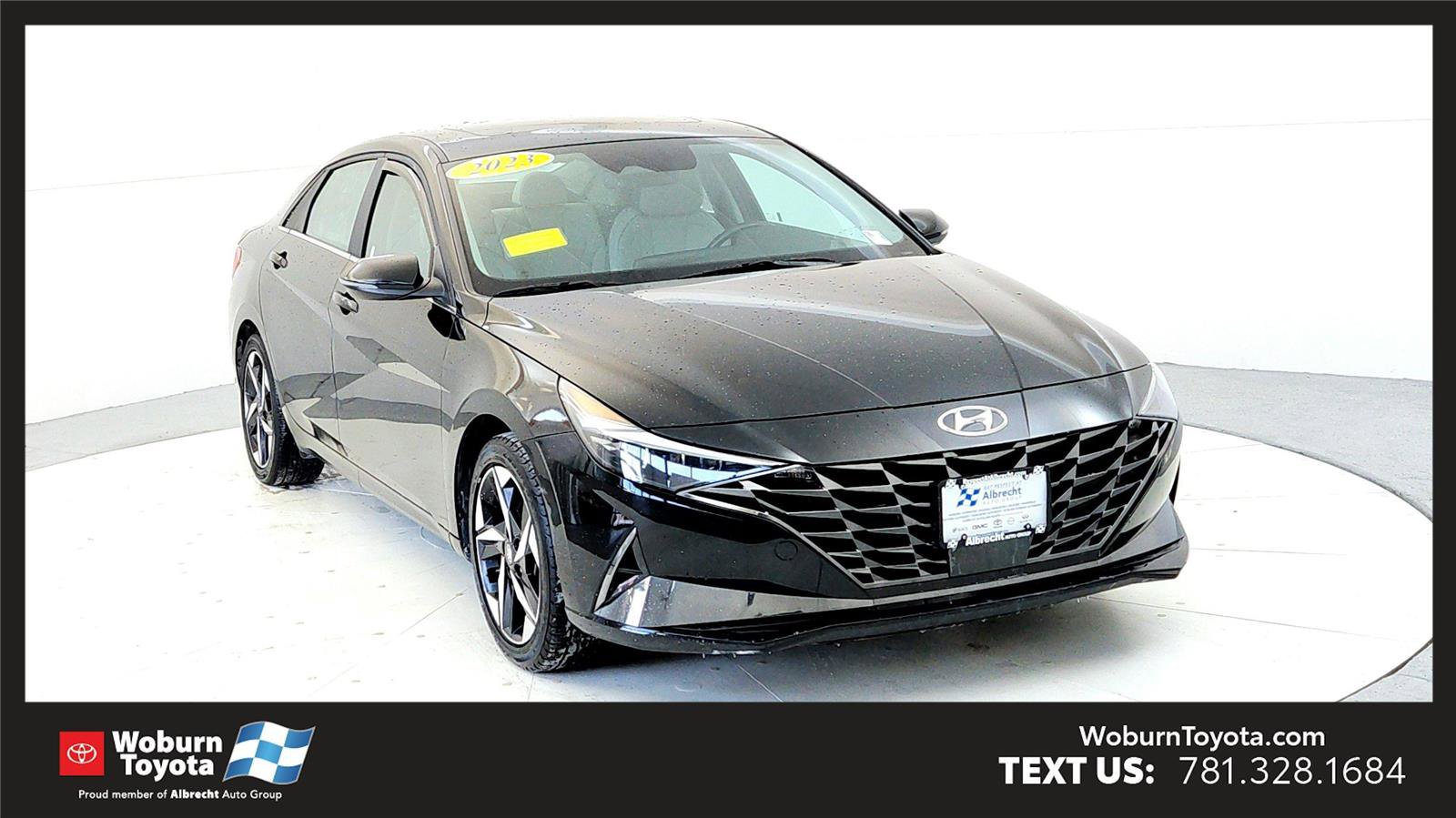 Used 2023 Hyundai Elantra Limited image 1