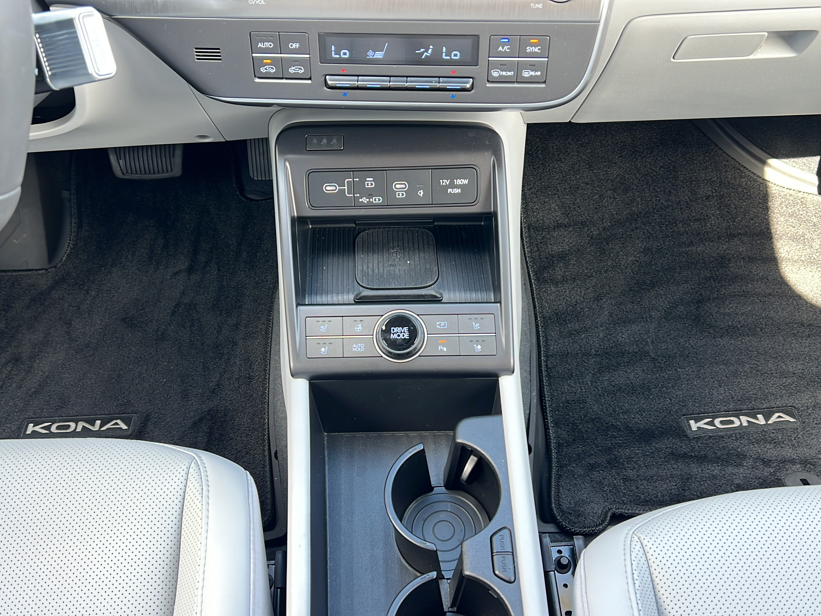 Certified 2025 Hyundai Kona Limited FWD image 15
