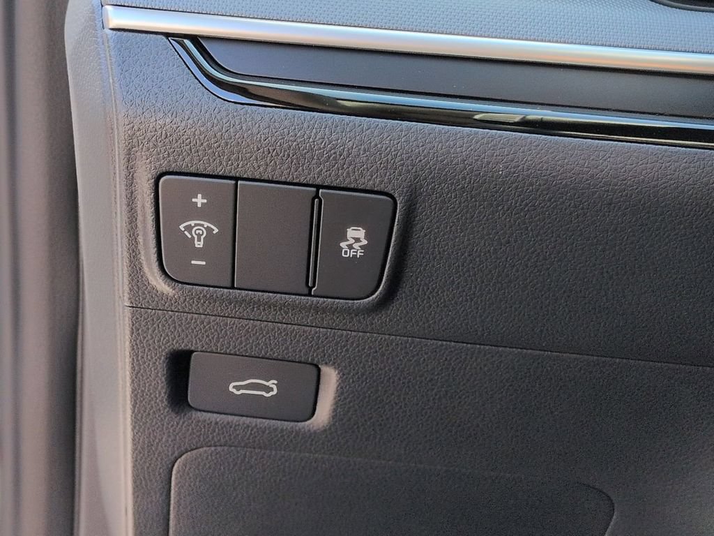 New 2026 Kia K5 LXS FWD image 18