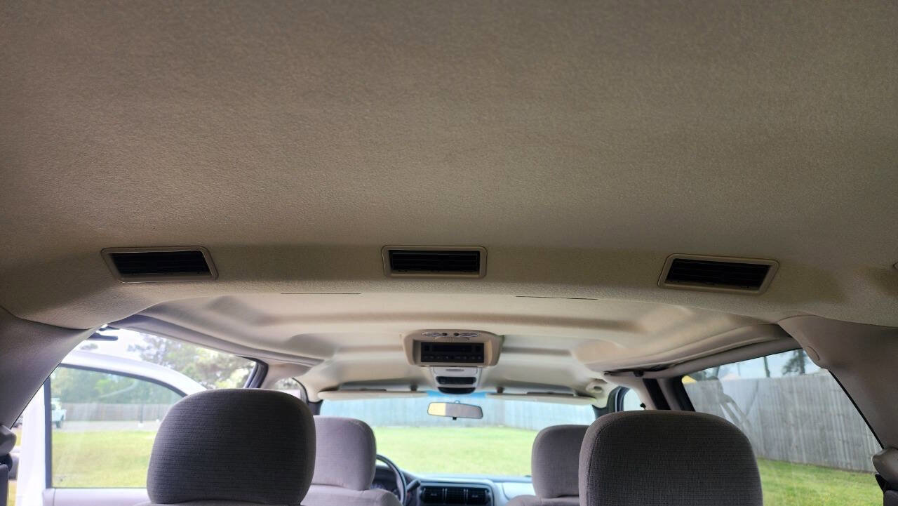 Used 2004 Chevrolet Venture LT FWD image 37