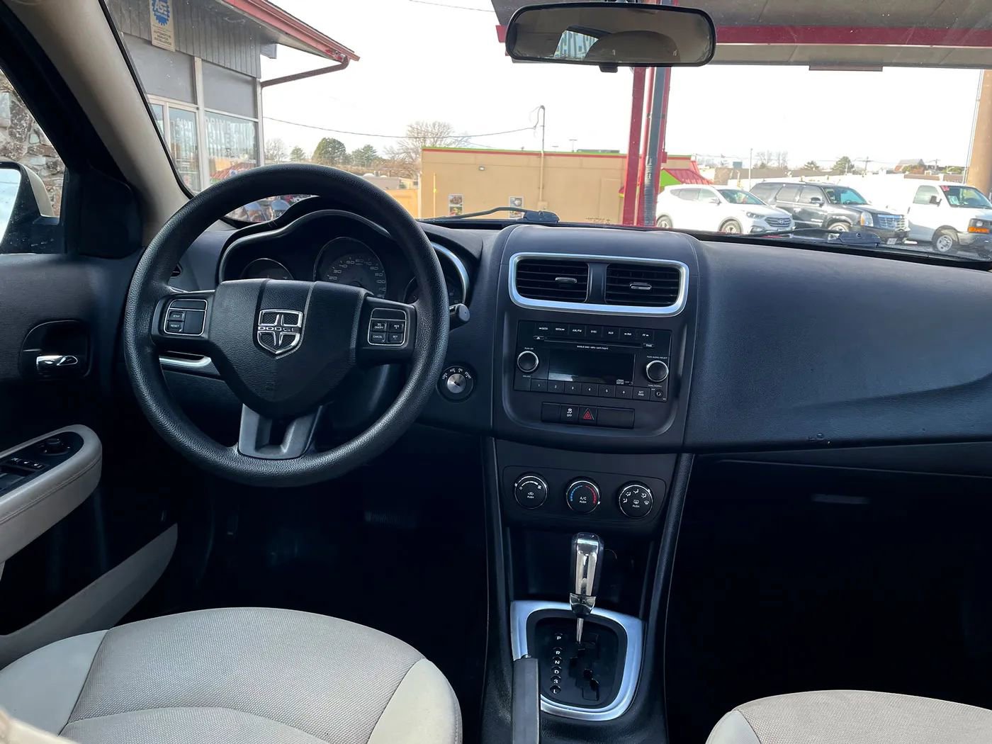 Used 2012 Dodge Avenger SE image 13
